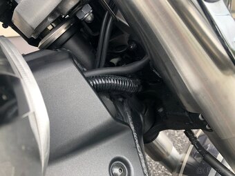 Yamaha XVS 1300 Midnightstar, původ ČR, perfektní stav - 17