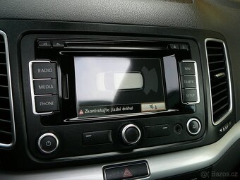 VW SHARAN 2.0 TDI 103KW PANORAMA CUP NAVI EL.DVEŘE PARKPILOT - 17