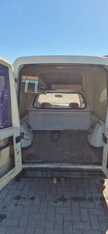 Felicia pick up 1.9d - 17