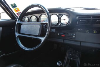 Porsche 911 Carrera 3.2 z roku 1986 - 17