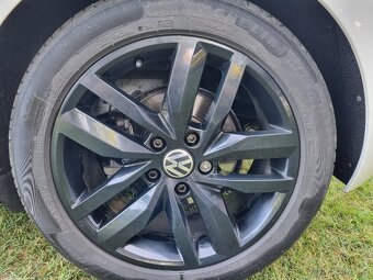 VW Golf 7 Highline 2.0TDI 110kW - 17
