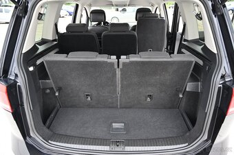 Volkswagen Touran 2.0TDI 110KW 7Míst Comf. 10/16 - 17