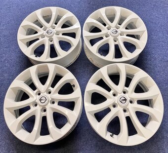 5x114,3 R17 originál alu Nissan Juke - ET 47 - 17