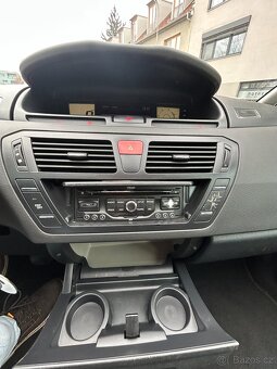 Citroën C4 Picasso, 1.6e-HDi automat 7 míst, tažné - 17