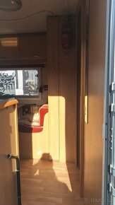 Prodám karavan SWIFT CHALLENGER - 17