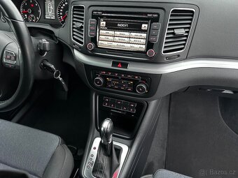 2.0tdi 103kw, Style, 262000km, DSG, Webasto, el.víko - 17