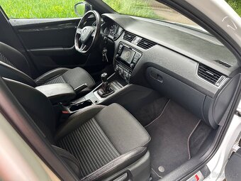 Škoda Octavia RS 2,0 TSI 162 KW CHALLENGE - 17