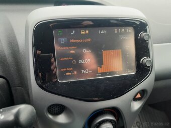 Toyota Aygo 1.0 VVT-i 53KW serviska 2x klíč TOP výbava - 17
