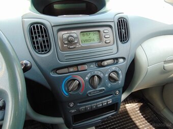TOYOTA YARIS VERSO 1.3 63kW BENZIN - 17