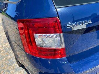 Škoda Octavia 1.6 TDi DSG Navigace, Tempomat - 17