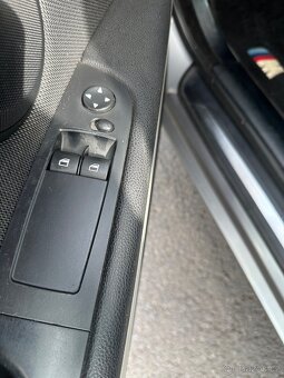 BMW 330XD 2007, 3.0 TDI 170kw - 17