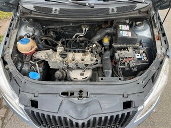 Škoda Fabia II facelift 1.2i/44kW 2010 95tis. km - 17