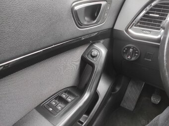 Prodám Seat Ateca XCELLENCE manuál benzín 1,4 110 kw - 17