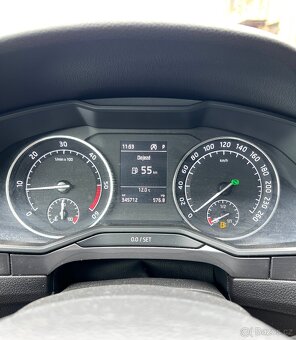 Skoda Superb III 1.6 TDI DSG - 17