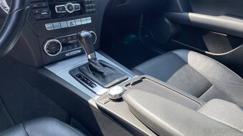 MERCEDES-BENZ C250CDi AVANTGARDE AMG PAKET - 17