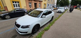 Škoda Octavia, 1.6 TDI - servisováno - 17