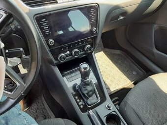 Škoda Octavia 1.5TSI DSG 110 KW Serviska 2x klíč - 17