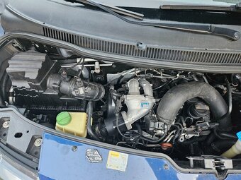 VW T5 2.0 TDI 132 kW DSG r.v. 2010, 7 míst, NOVÝ MOTOR - 17
