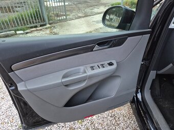 Seat alhambra - 17