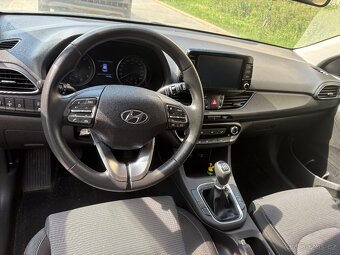 Hyundai i30 Combi 1.6 Crdi - 17