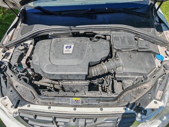 Volvo XC60 D5 R design 151KW - 17