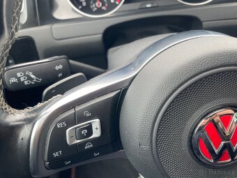 Golf 7 GTD DSG 135 kW TOP výbava, perfektní stav - 17