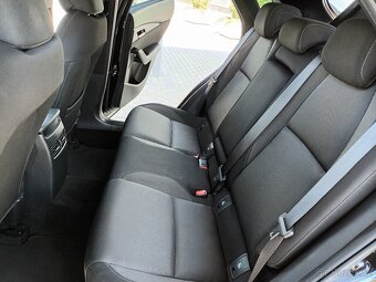 Mazda CX-30 2,0 e-Skyactiv,LED,AT,HEAD-UP - 17