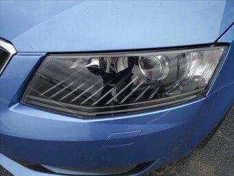 Škoda Octavia 2,0 TDI CR DPF Elegance Combi - 17