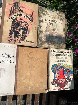 Retro dětské kostky a pohádkové knížky - 17