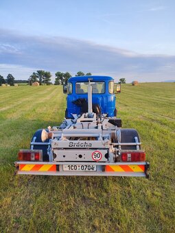 Avia A75 hákový nosič kontejnerů - 17