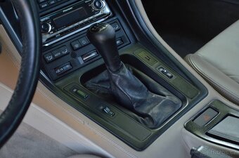BMW 850i - 17