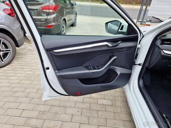 ŠKODA Octavia, 2.0 TDi (110 kW), DSG, r.v. 2022, plný servis - 17