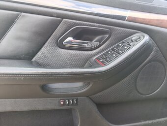 BMW 5 E39 Touring - 17