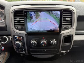 DODGE RAM CLASSIC PENTASTAR 6 míst - 17