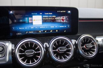 Mercedes-Benz GLB 200d A/T - 17