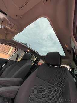 Peugeot 5008 - 1.6HDi 2013 - první majitel - 17