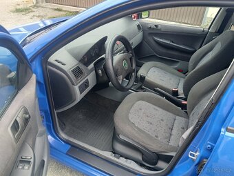 Škoda Fabia kombi 1.2HTP 47kW - 17