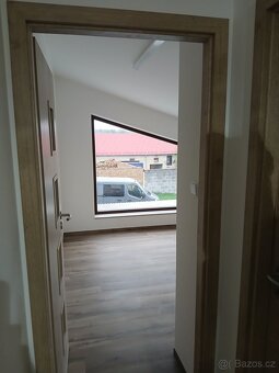 Byt (ateliér)3+kk 58,5 m2 k pronájmu - 17