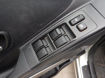 TOYOTA Corolla Verso 1.6 VVTi, KLIMA - 17