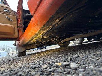 Mercedes Benz 190D - 17