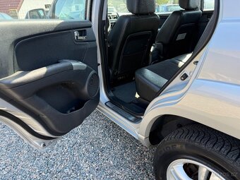 Kia Sportage 4x4 2.0i 16v Max výbava - 17