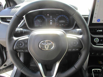 TOYOTA COROLLA CROSS AC STYLE TECH 2,0 HEV 4x4 DPH - 17