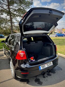 Volkswagen Golf 5 - 17