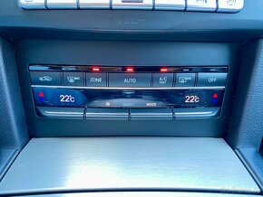 Mercedes-Benz Třídy E 200 BlueTEC / VÝHŘEV / 2014 - 17