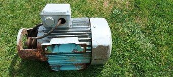 Elektromotory z čerpadel - 17