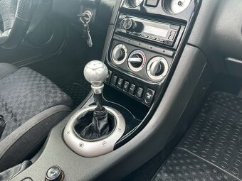 MG F 1.8 16V - 17