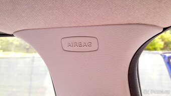 Velice zachovalá málo jetá ŠKODA FABIA II1.2 kombi - 17