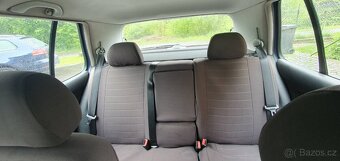 Prodám VW GOLF 4 1.4 16v 55kW. - 17