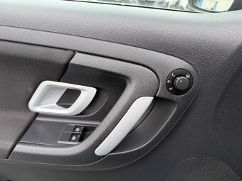 Škoda Fabia Combi 1.6i 16V - 17