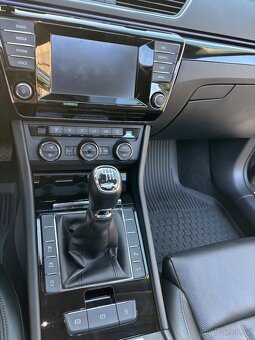 Škoda Superb 3 Combi 2.0TDI 140kW Laurin & Klement - 17